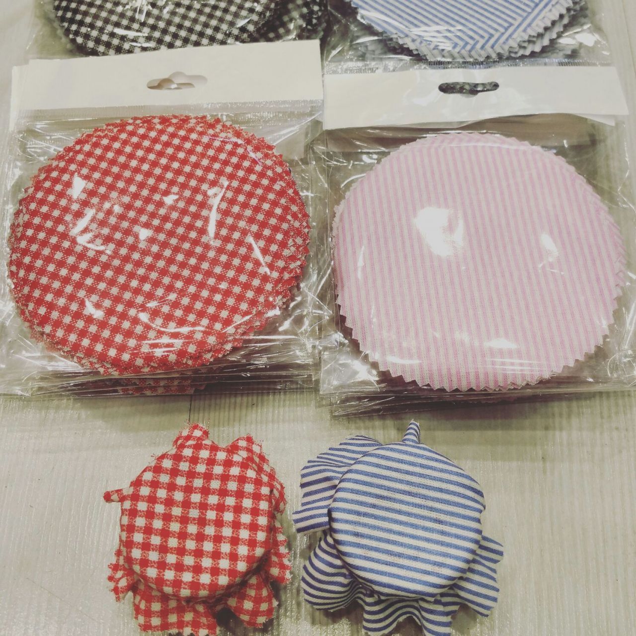 20 li Mini Kavanoz Kumaş kapak süsü Keçe& Keten& Kumaş 20 li Mini Kavanoz Kumaş kapak süsü Keçe& Keten& Kumaş