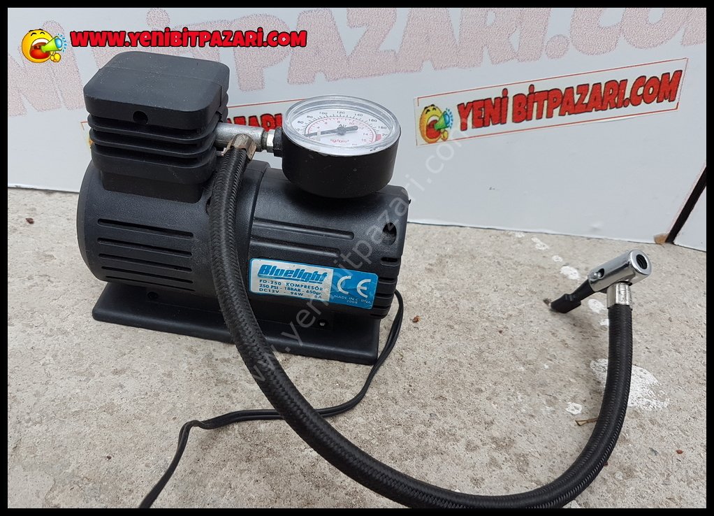 bluelight 12 volt arac komprasoru pompa lastik sisirme makinesi zayif calisan modeldir yenisi 70 tl dir sadece bisiklet ve motorsiklet lastigi