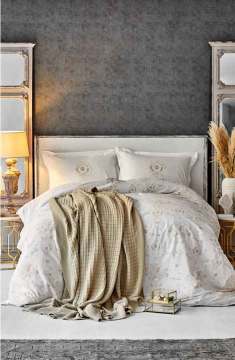 Karaca Home Quatre Delux Gold Nevresim Takimi Orgu Battaniye Set