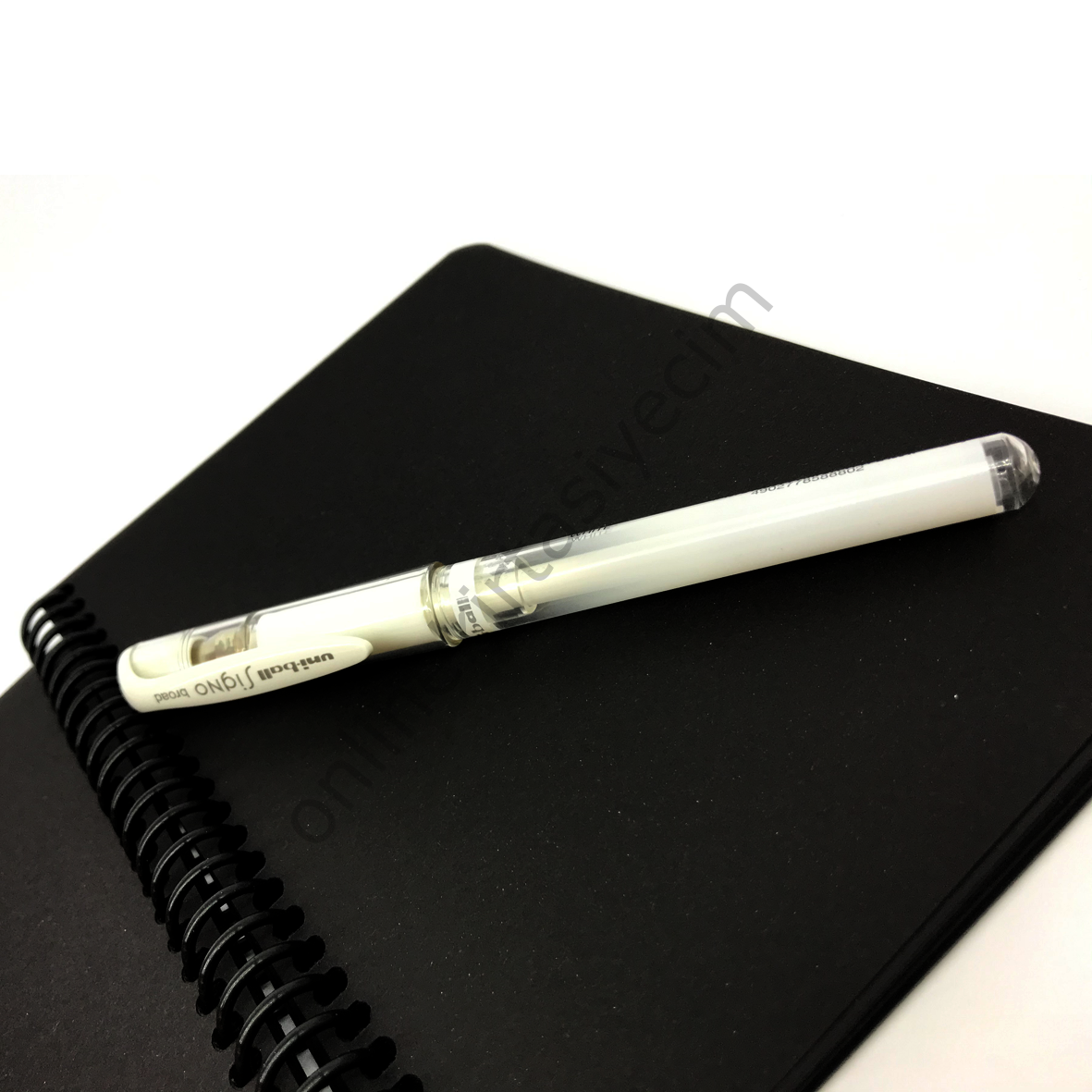 Uni-ball Signo Broad Um-153 İmza Kalemi Beyaz imza kalemi fiyatı