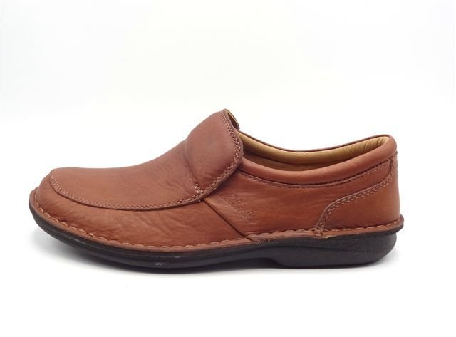 clarks clearance sale