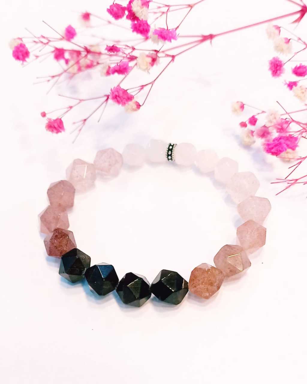 STRAWBERRY QUARTZ Crystal Bracelet - Chip Beads - Beaded Bracelet, Han –  Throwin Stones