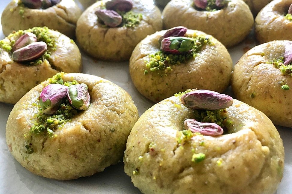 Homemade flavor after iftar! Pistachio dessert recipe...