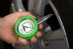 ITYRE006 Lastik Basınç Ölçer, Büyük Ekran