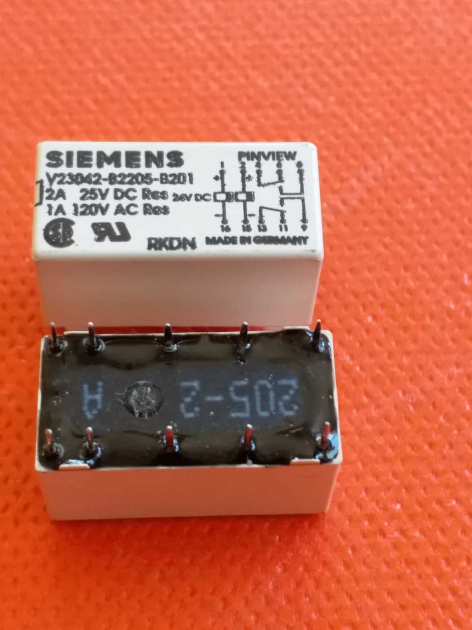 b2205 smart watch active life tracker