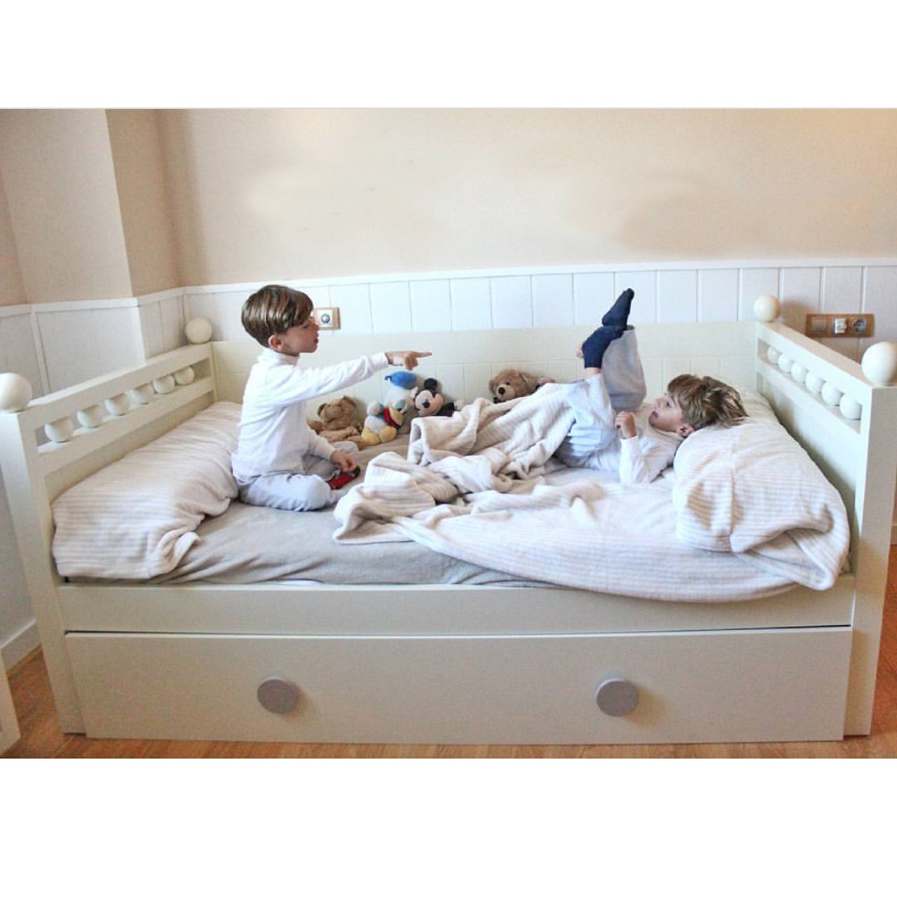 Bebek, Çocuk, Genç Odaları & Montessori Odaları