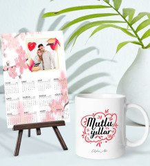 BK Gift Kişiye Özel Yılbaşı Tasarımlı Kupa Bardak ve 13x18cm Fotoğraf Kartlı Şövaleli 2023 Takvim Hediye Seti-39