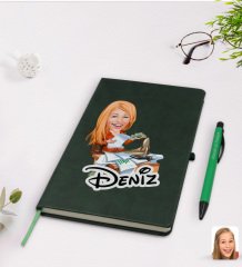Kişiye Özel Kadın Patron Karikatürlü Yeşil Termo Deri Defter Kalem Seti Model 6
