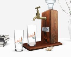 Kişiye Özel Renkli Baskılı London Tasarımlı İkili Rakı Bardağı ve Ahşap Rakı Standı Hediye Seti-2